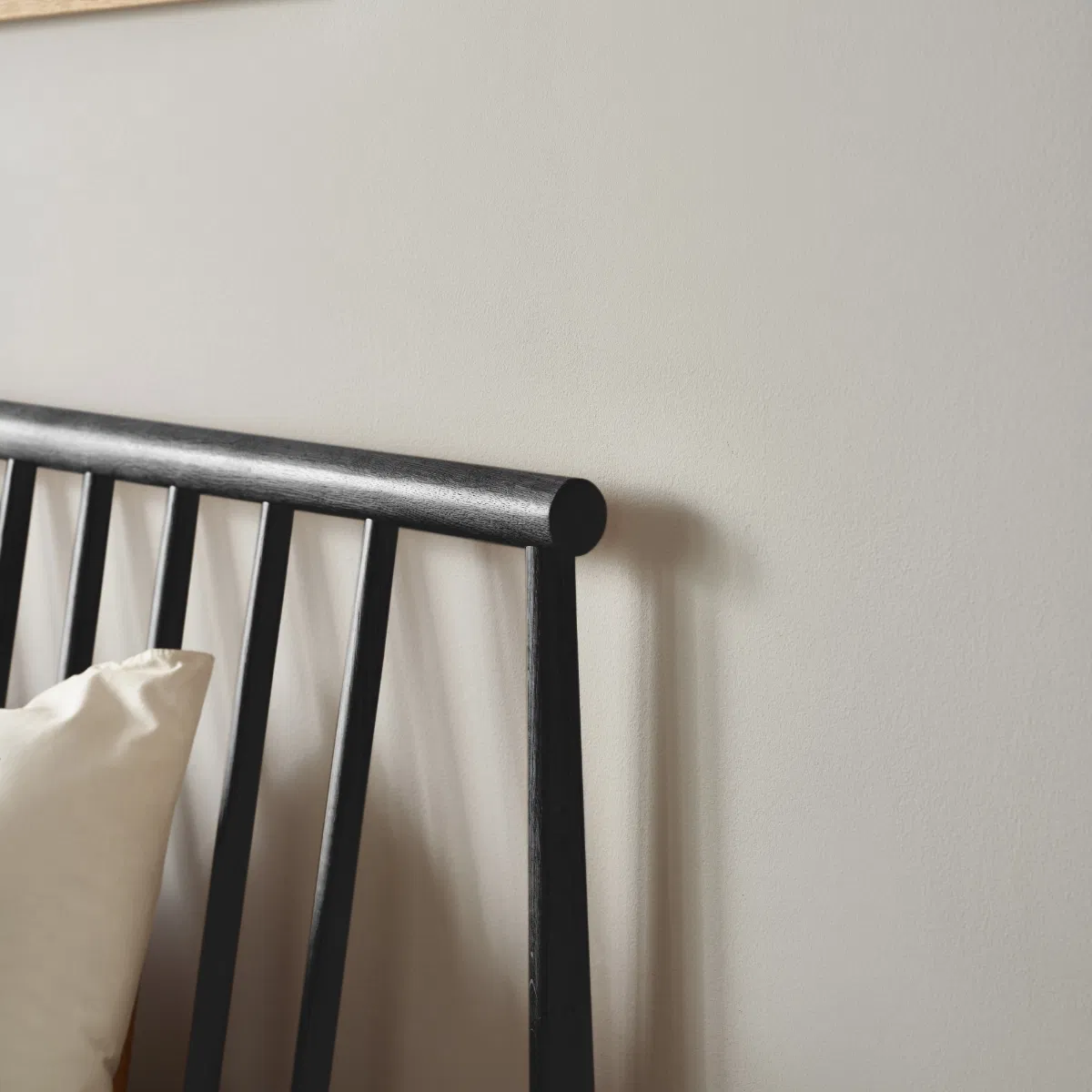 BELTON BLACK OAK BEDFRAME