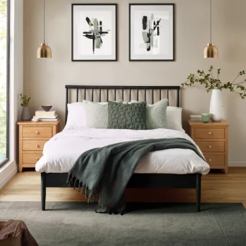 BELTON BLACK OAK BEDFRAME